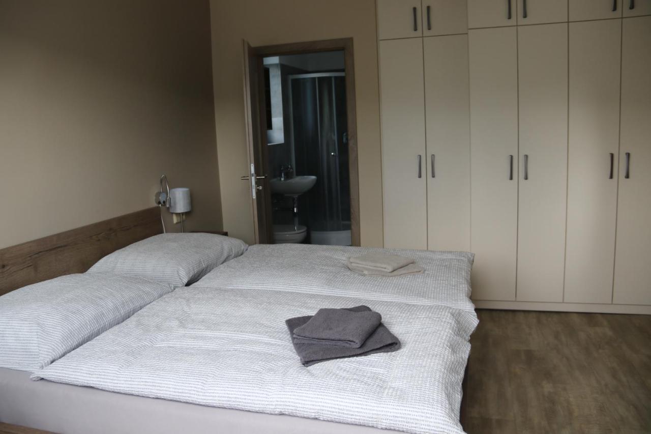 Apartmany Lama Hradec nad Moravici Exterior foto